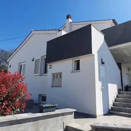 Niko Apartman Malinska