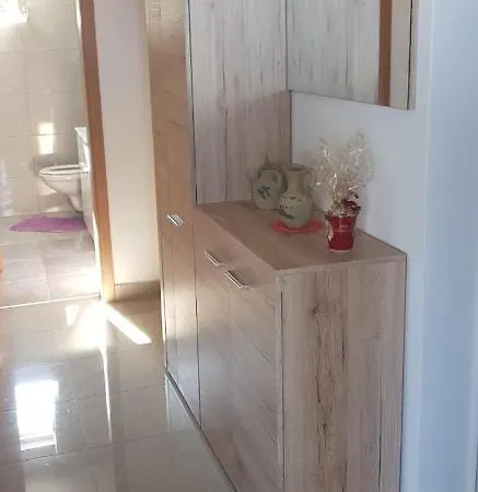 Niko Apartment
