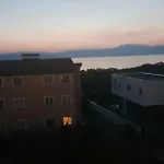 Niko * مالينسكا