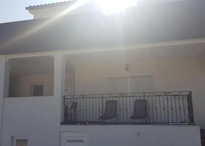 Apartament Niko *